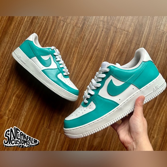 Custom Air Force Ones - Picture 2 of 2